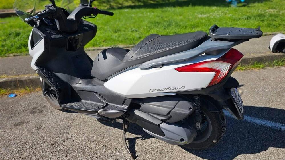 Kymco Downtown 300i ABS (2009 - 17) (2)