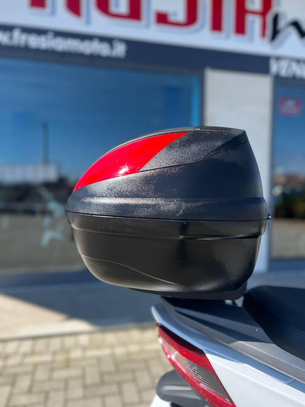 Kymco X-Town 300i ABS (2016 - 20) (2)