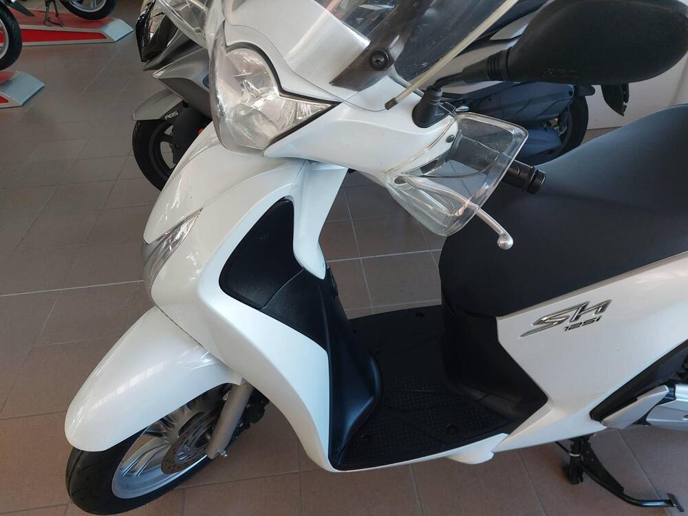 Honda SH 125 i ABS (2013 - 17) (2)