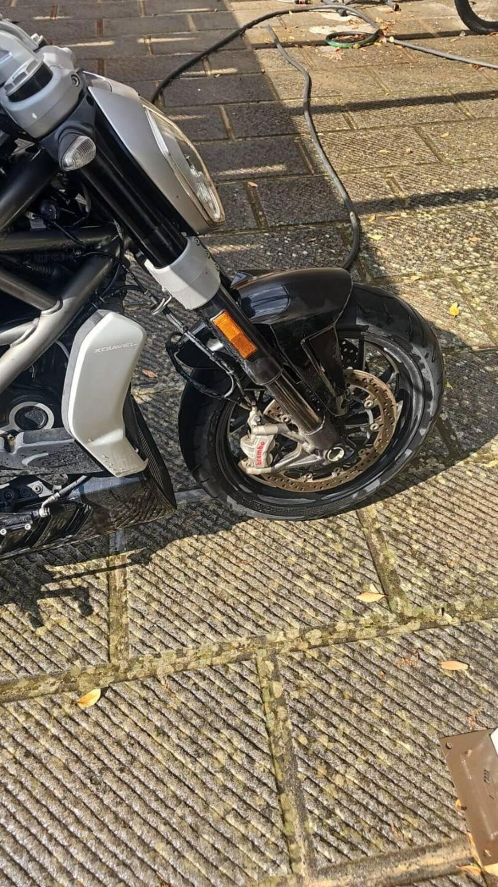 Ducati Diavel 1200 (2014 - 16) (3)