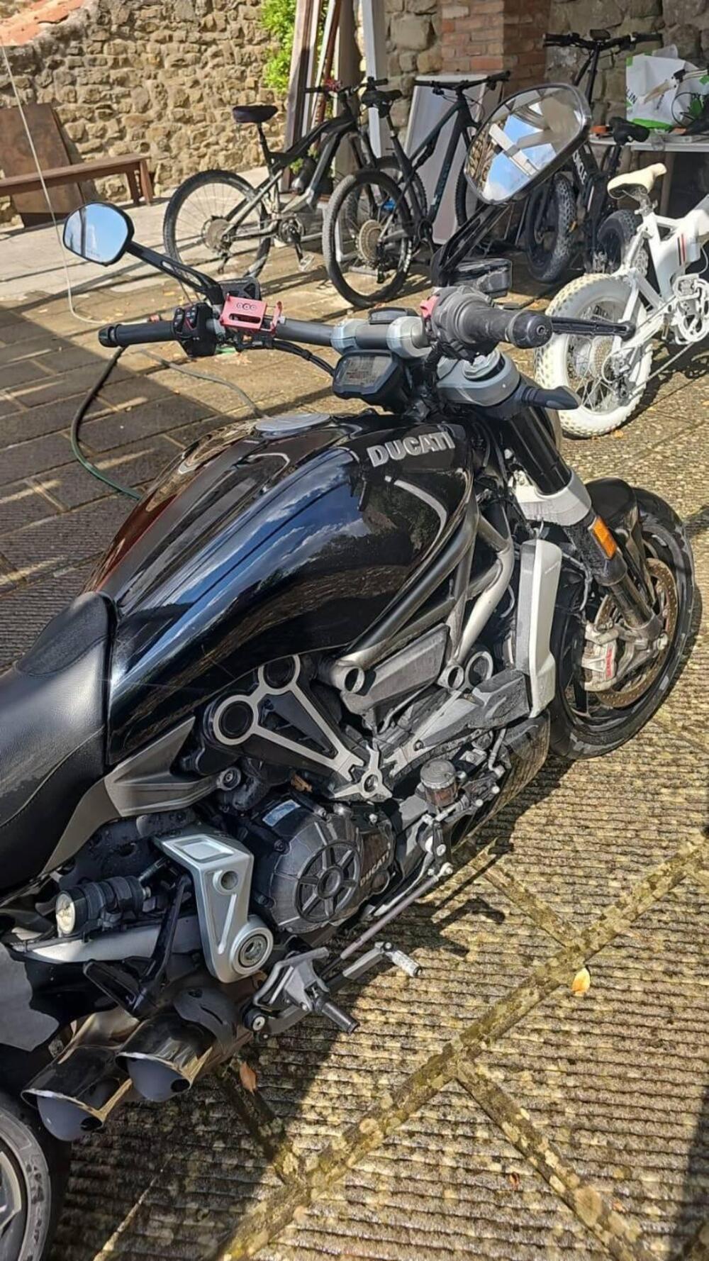 Ducati Diavel 1200 (2014 - 16) (4)