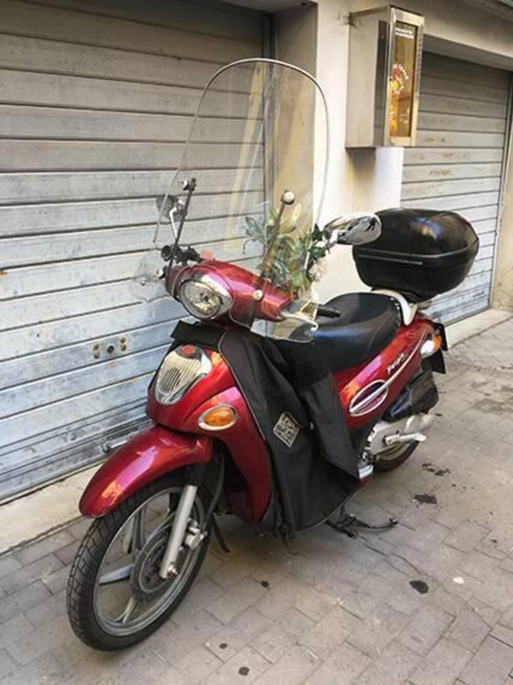 Kymco People 50 (1999 - 05) (2)