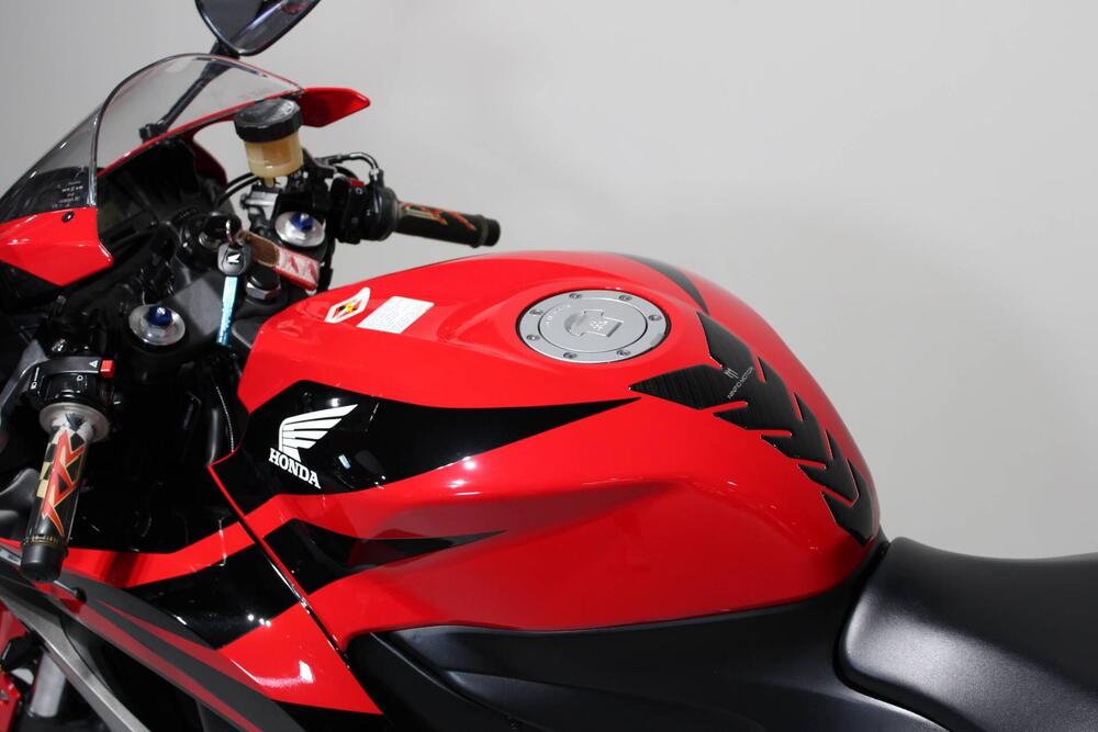 Honda CBR 600 RR (2007 - 08) (5)