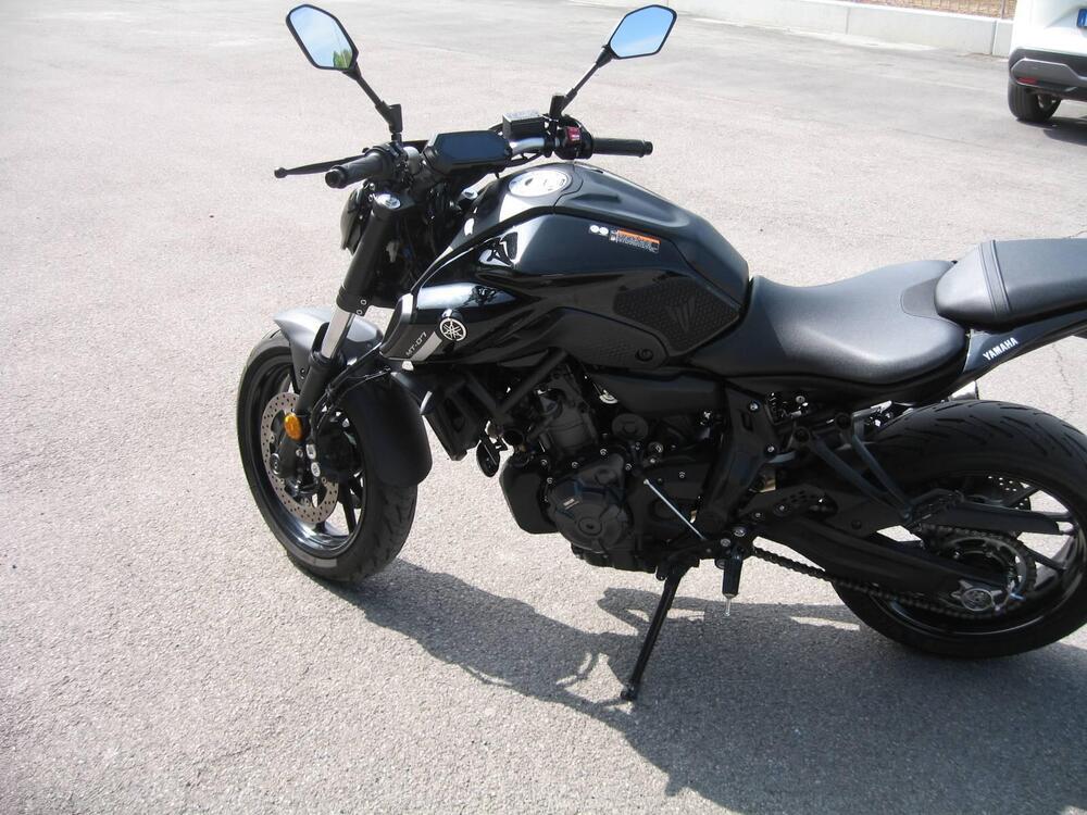 Yamaha MT-07 Pure (2023 - 25) (5)