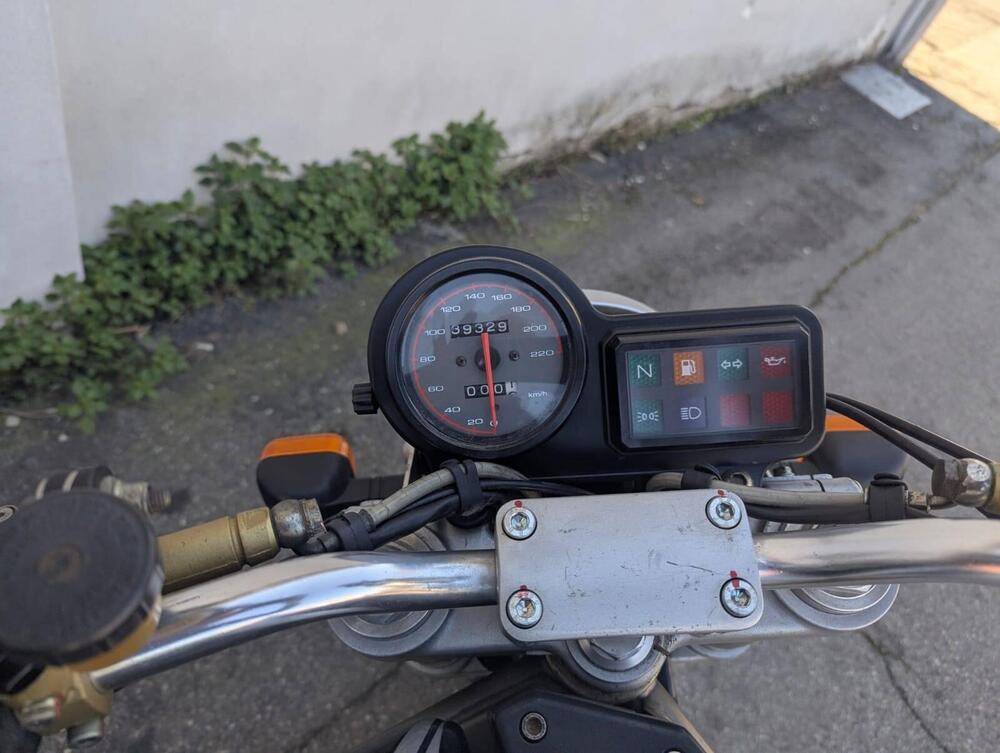 Ducati Monster 900 (1997 - 98)