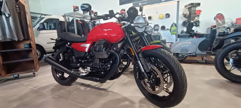 Moto Guzzi V7 Sport (2025 - 26) (2)