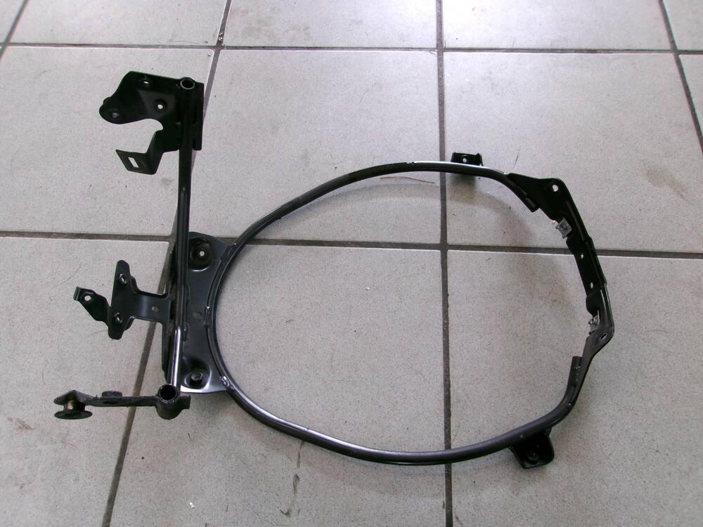 CORNICE RIPOSTIGLIO BMW F 650 CS SCARVER (2)