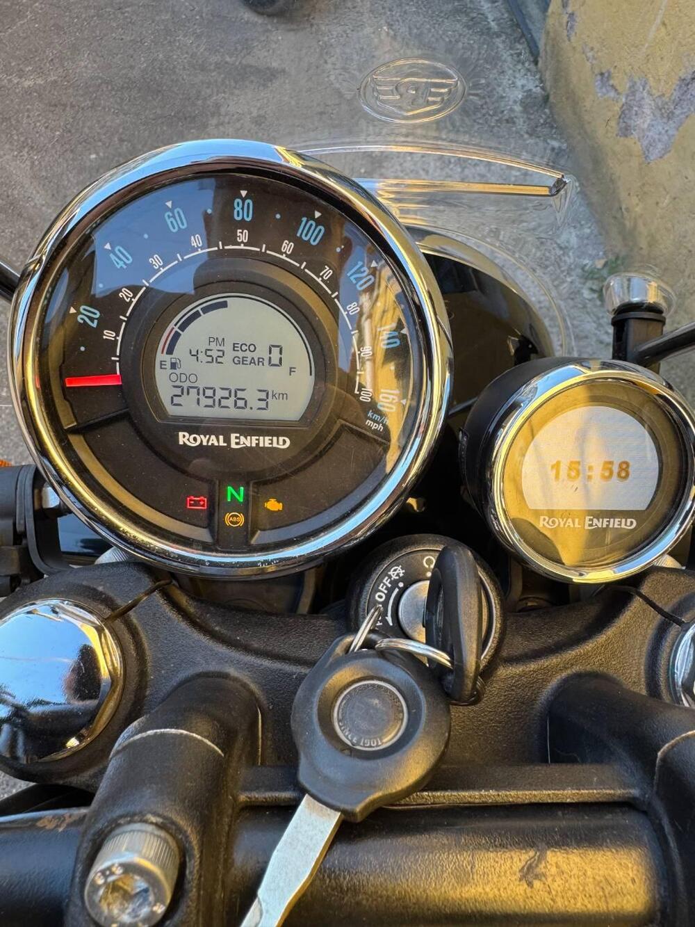 Royal Enfield Meteor 350 (2021 - 26) (3)