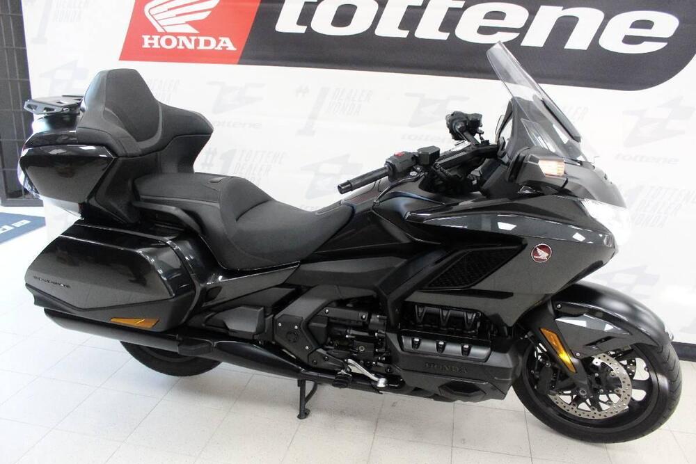 Honda GL 1800 Gold Wing Tour (2021 - 23) (3)