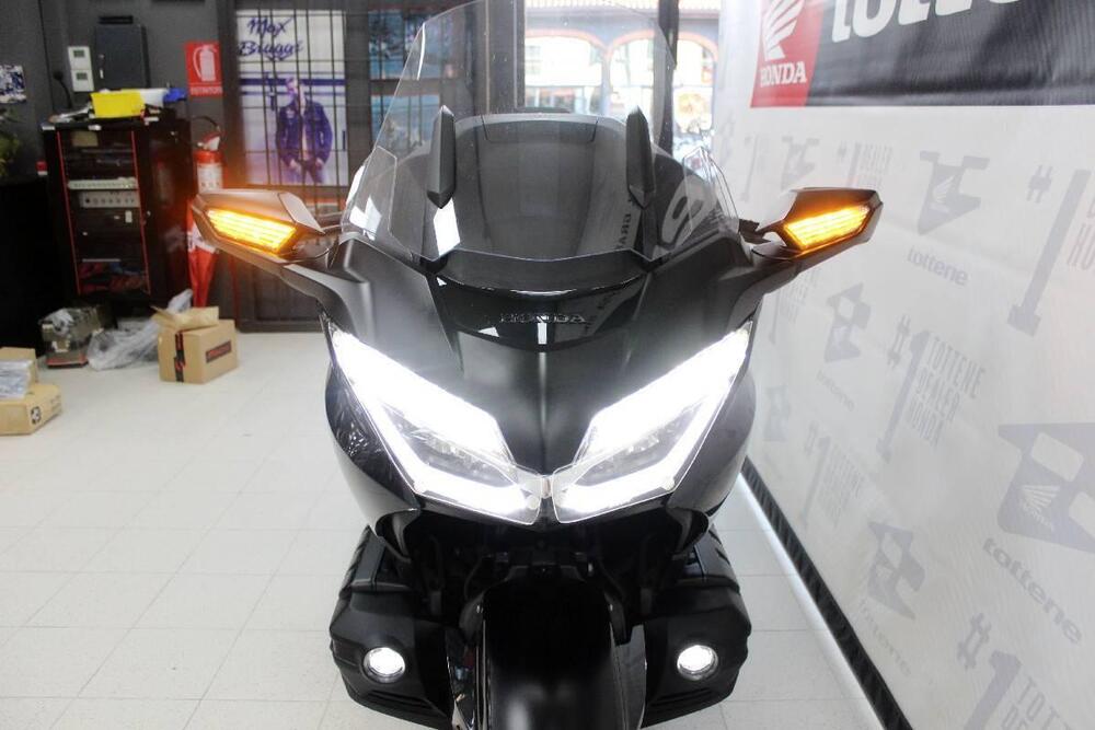 Honda GL 1800 Gold Wing Tour (2021 - 23) (4)