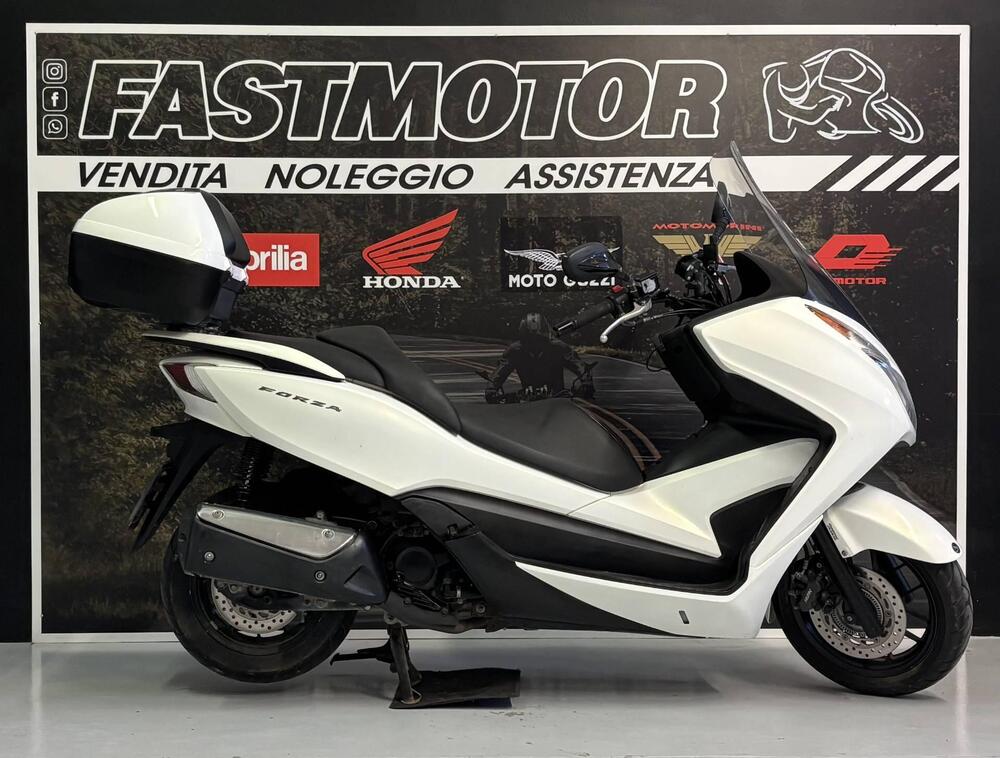 Honda Forza 300 ABS (2013 - 17) (2)