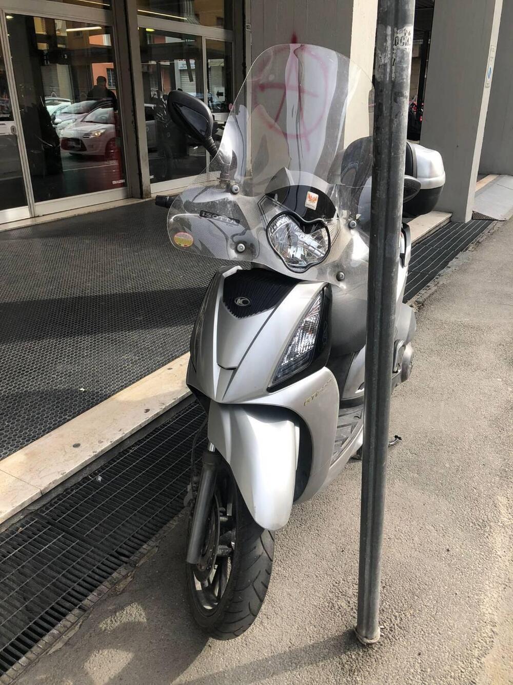Kymco People 300i GT (2010 - 17) (2)