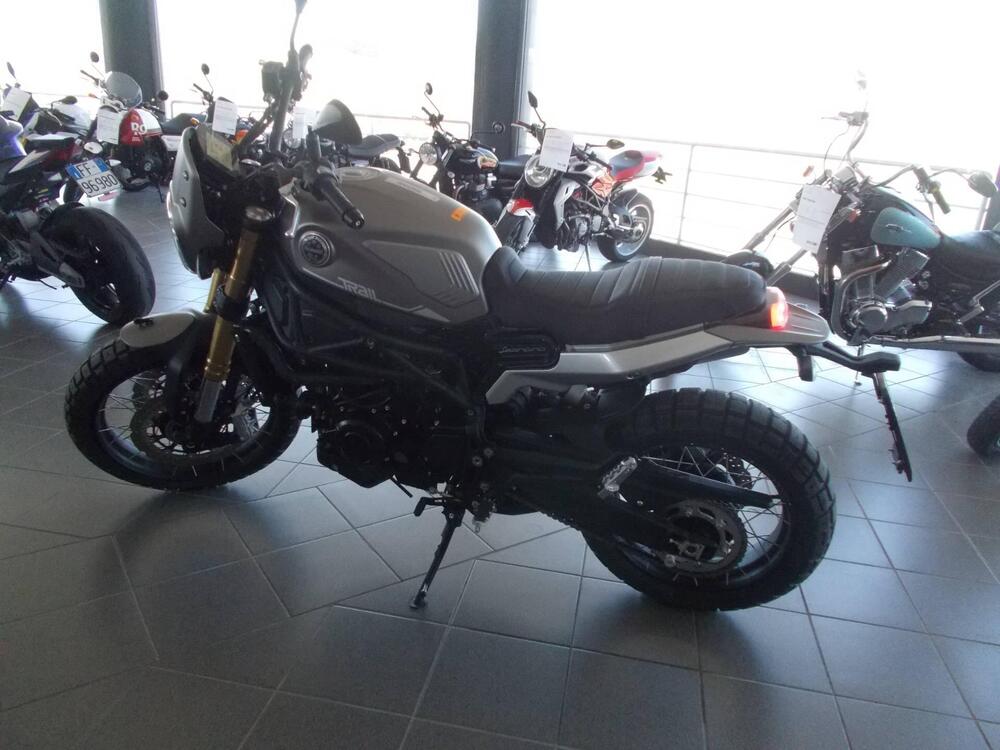 Benelli Leoncino 800 Trail (2022 - 26) (4)