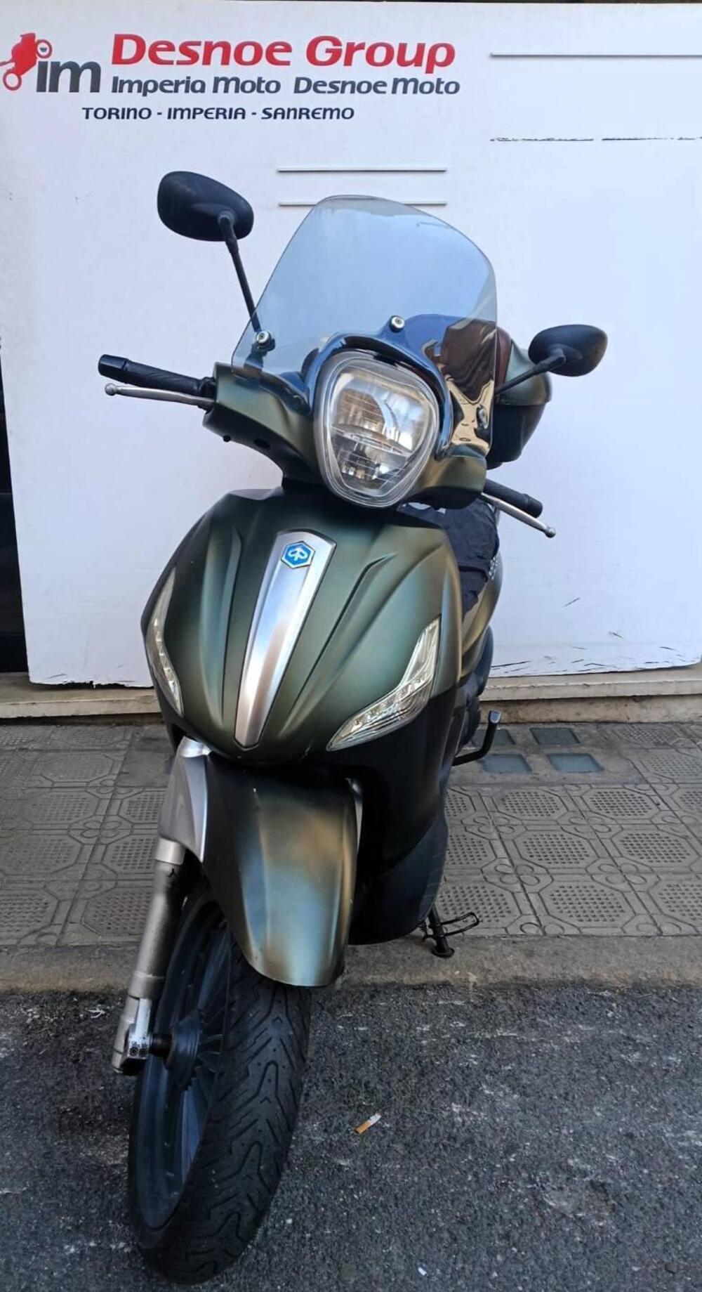 Piaggio Beverly 300 S i.e. ABS-ASR (2016 - 20) (2)