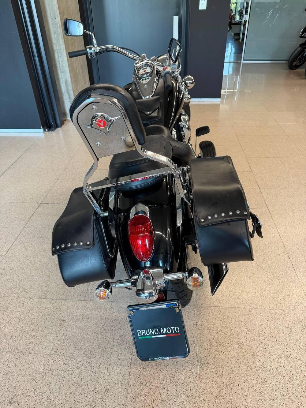 Kawasaki Vulcan VN 900 Classic (2006 - 10) (4)