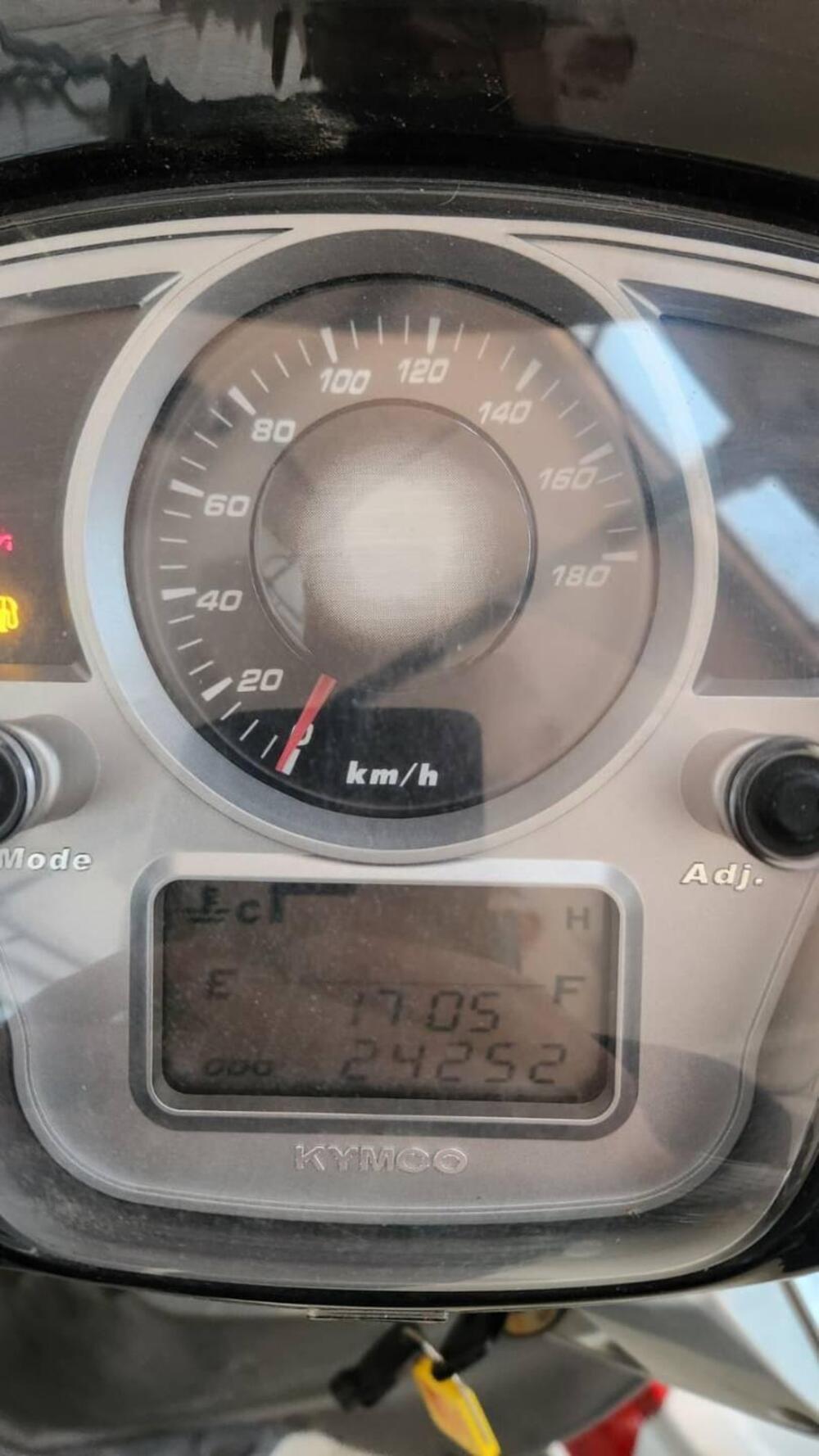 Kymco People 300i GT (2010 - 17) (5)