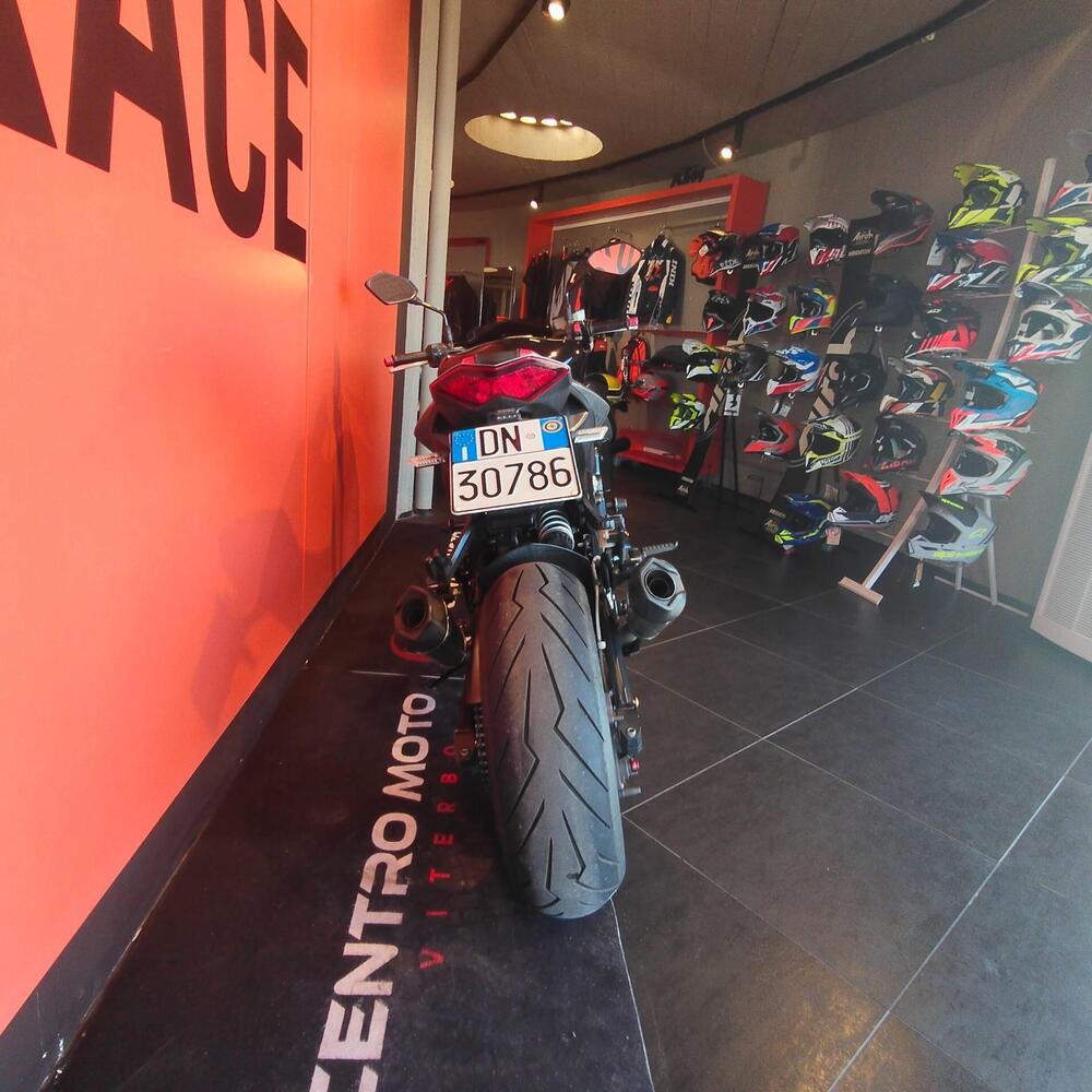 Kawasaki Z 1000 (2010 - 13) (2)