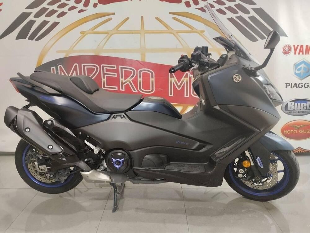 Yamaha T-Max 560 (2022 - 24) (2)