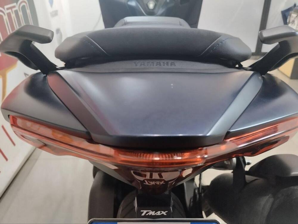 Yamaha T-Max 560 (2022 - 24) (9)