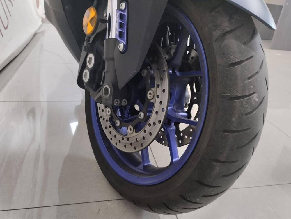 Yamaha T-Max 560 (2022 - 24) (11)