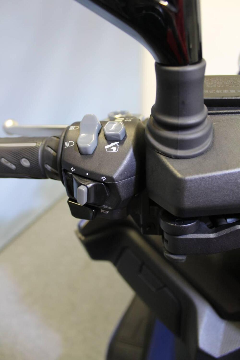 Kymco Xciting 400i S ABS (2019 - 20) (8)