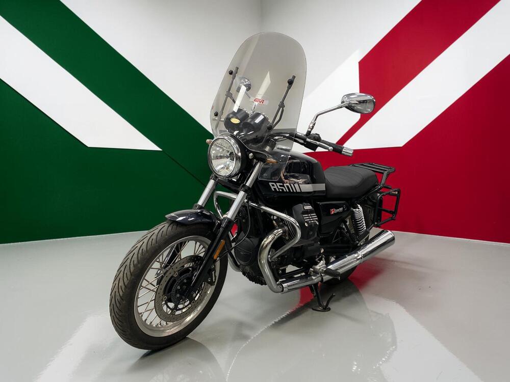 Moto Guzzi V7 Stone Special Edition (2022 - 25) (4)
