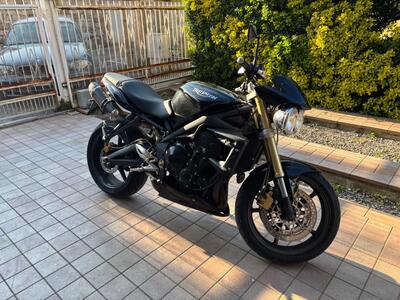 Triumph Street Triple (2007 - 12) usata