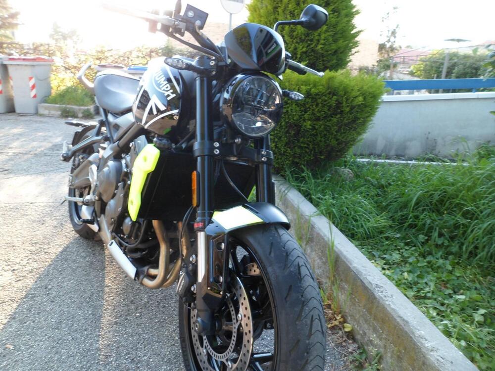 Triumph Trident 660 (2021 - 24) (2)