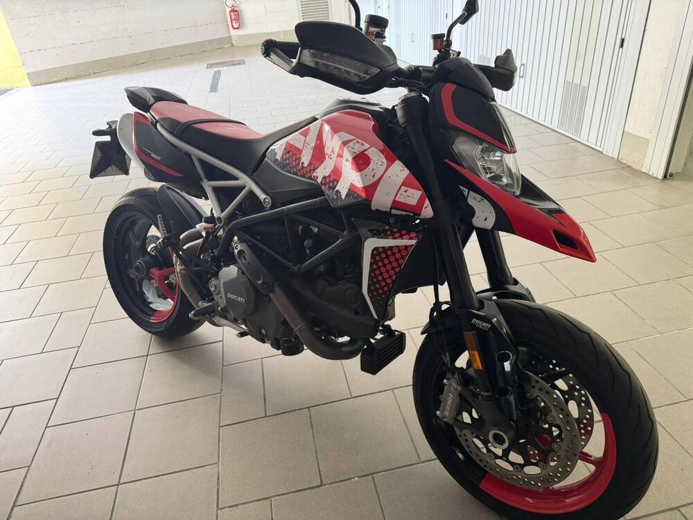 Ducati Hypermotard 950 RVE (2022 - 25) (4)