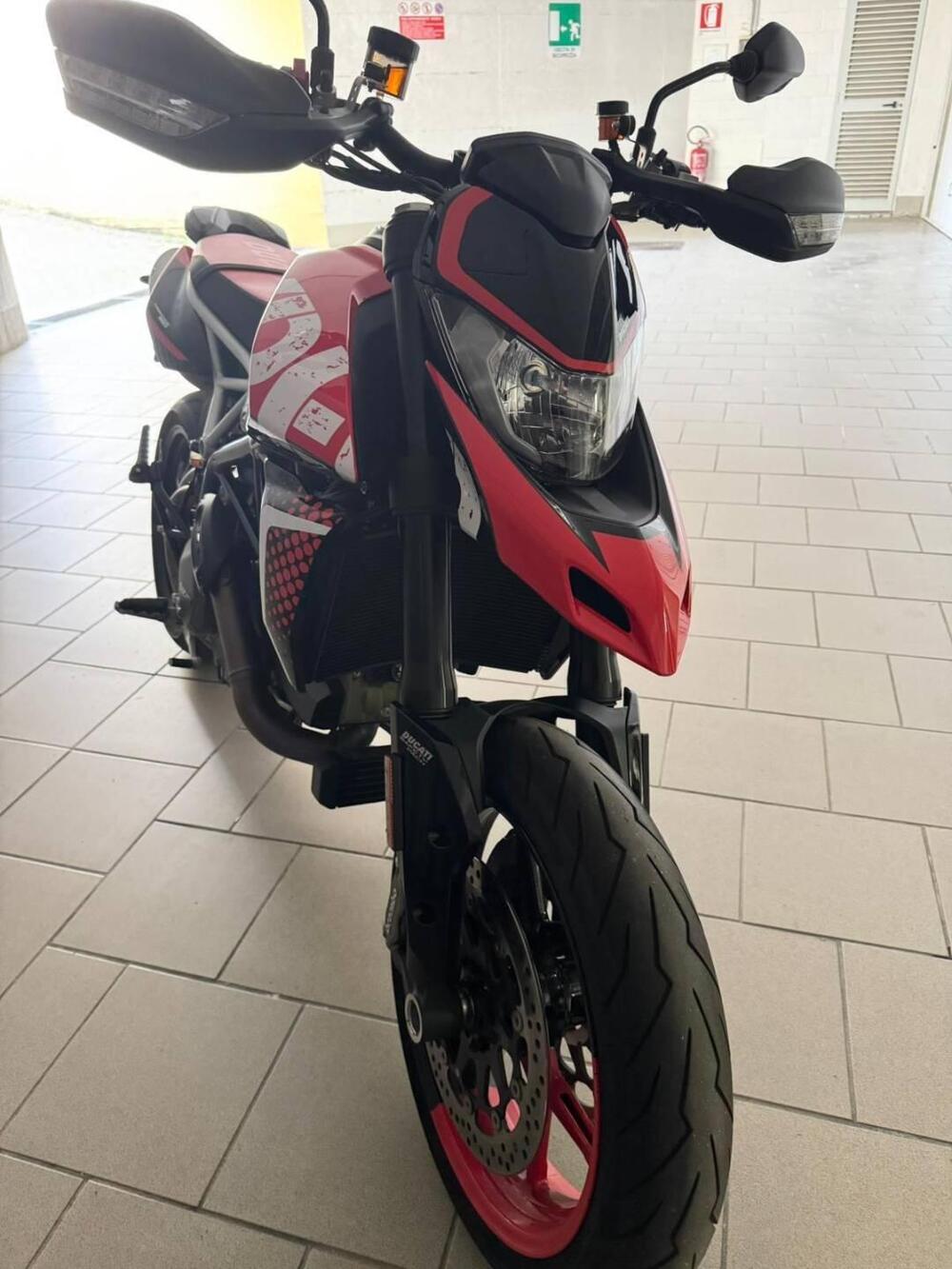 Ducati Hypermotard 950 RVE (2022 - 25) (7)