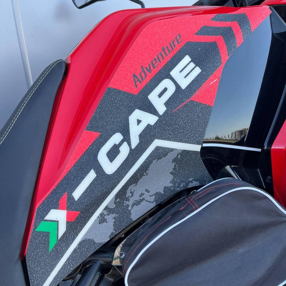 Moto Morini X-Cape 650 (2021 - 26) (3)