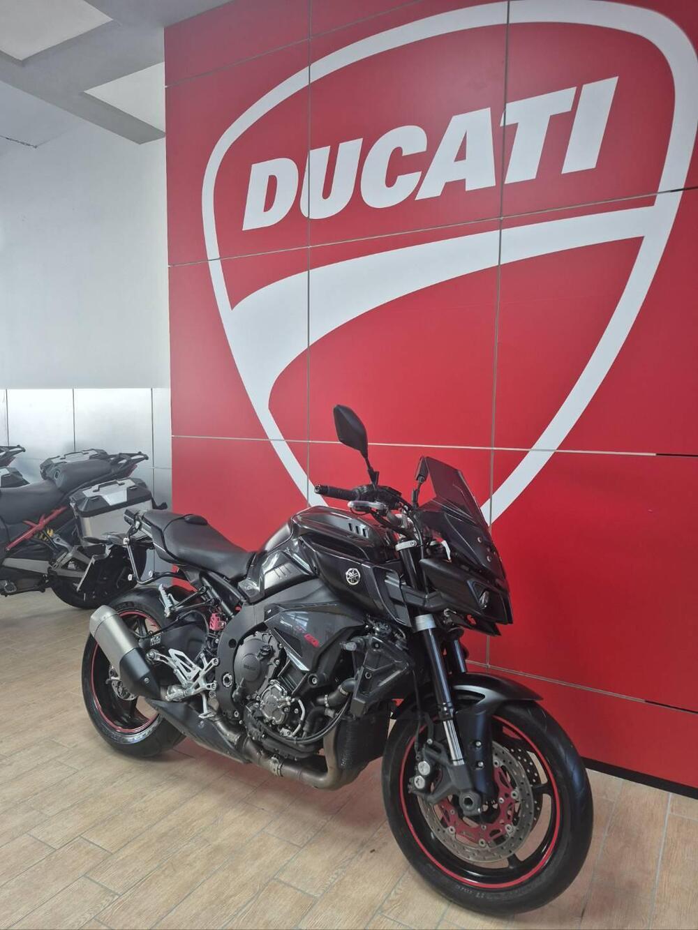 Yamaha MT-10 ABS (2016 - 17) (3)