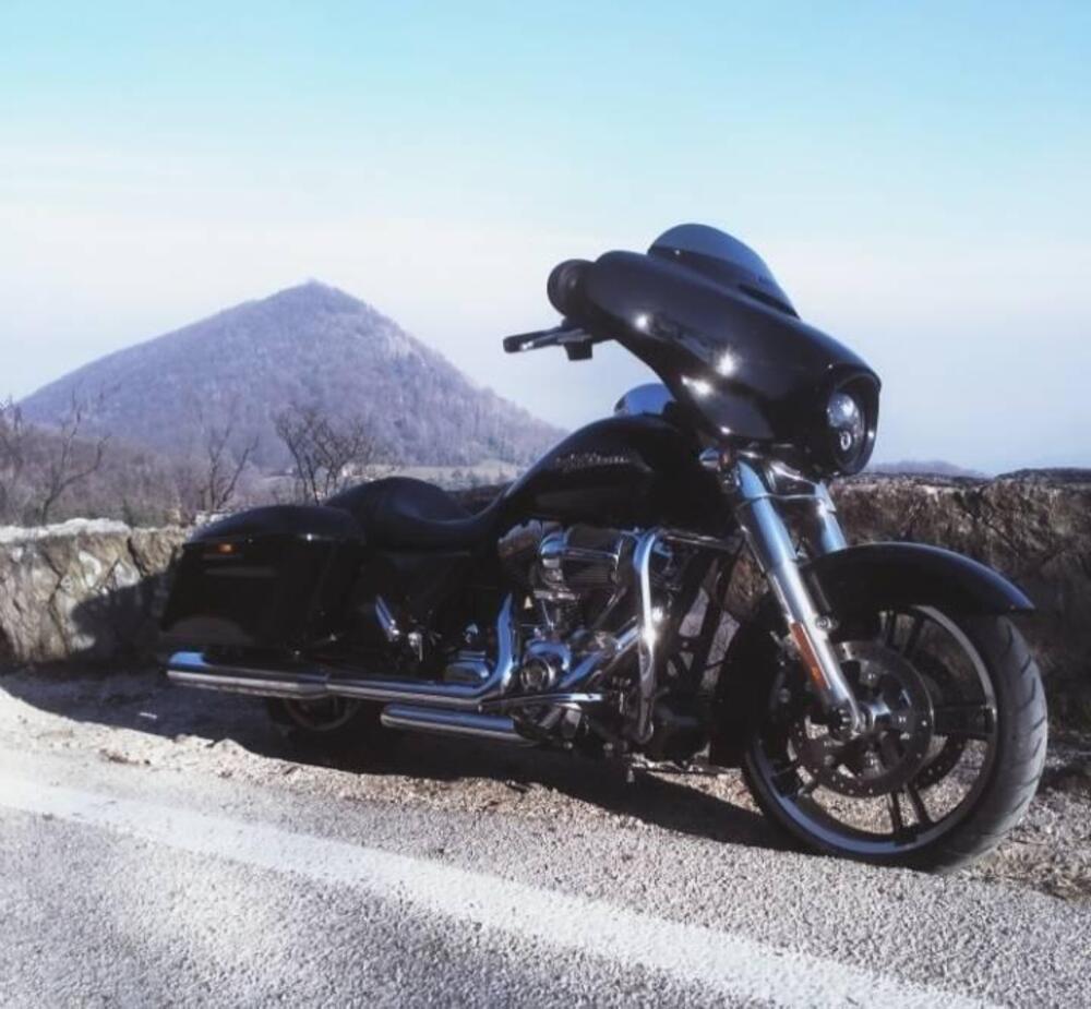 Harley-Davidson 1690 Street Glide Special (2014 - 16) - FLHX (5)