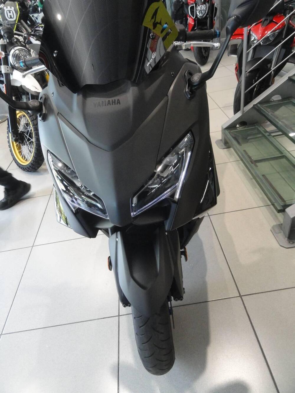 Yamaha T-Max 560 (2025 - 26) (10)