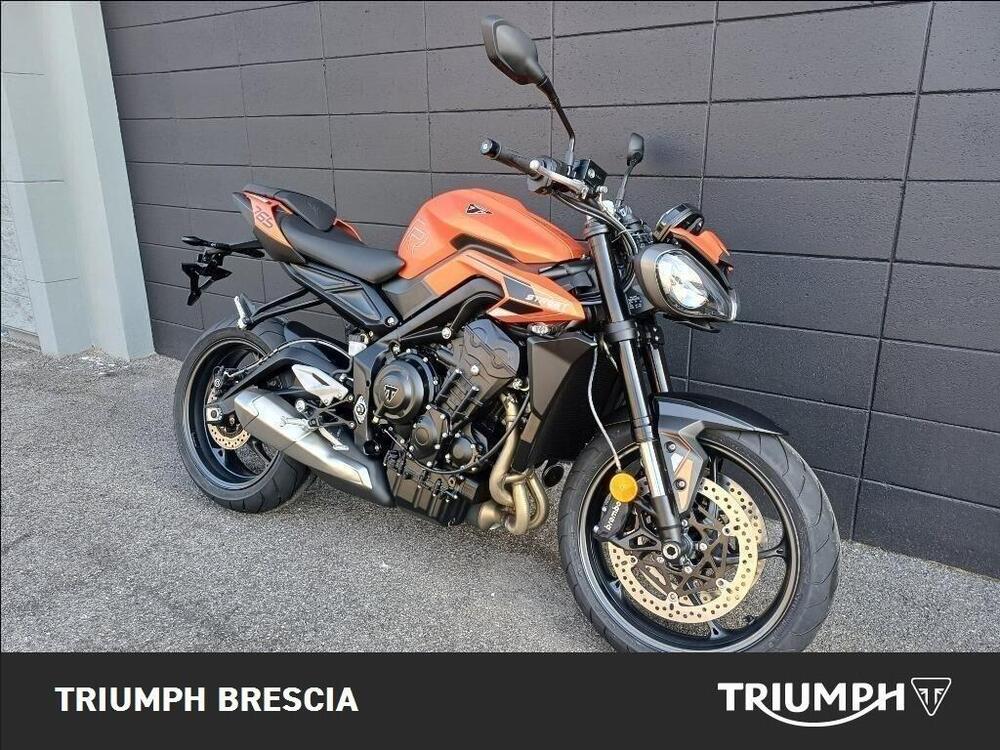 Triumph Street Triple 765 R (2023 - 26) (2)