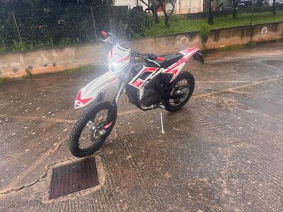 Betamotor RR 125 4T Enduro R (2024 - 26) usata