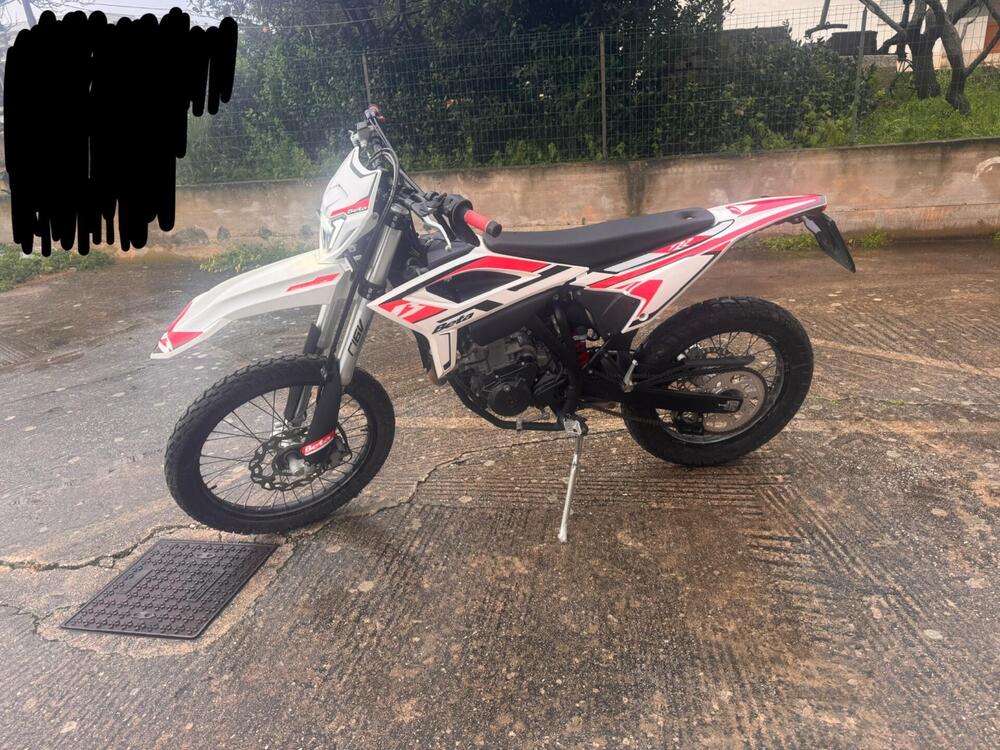 Betamotor RR 125 4T Enduro R (2024 - 26) (2)