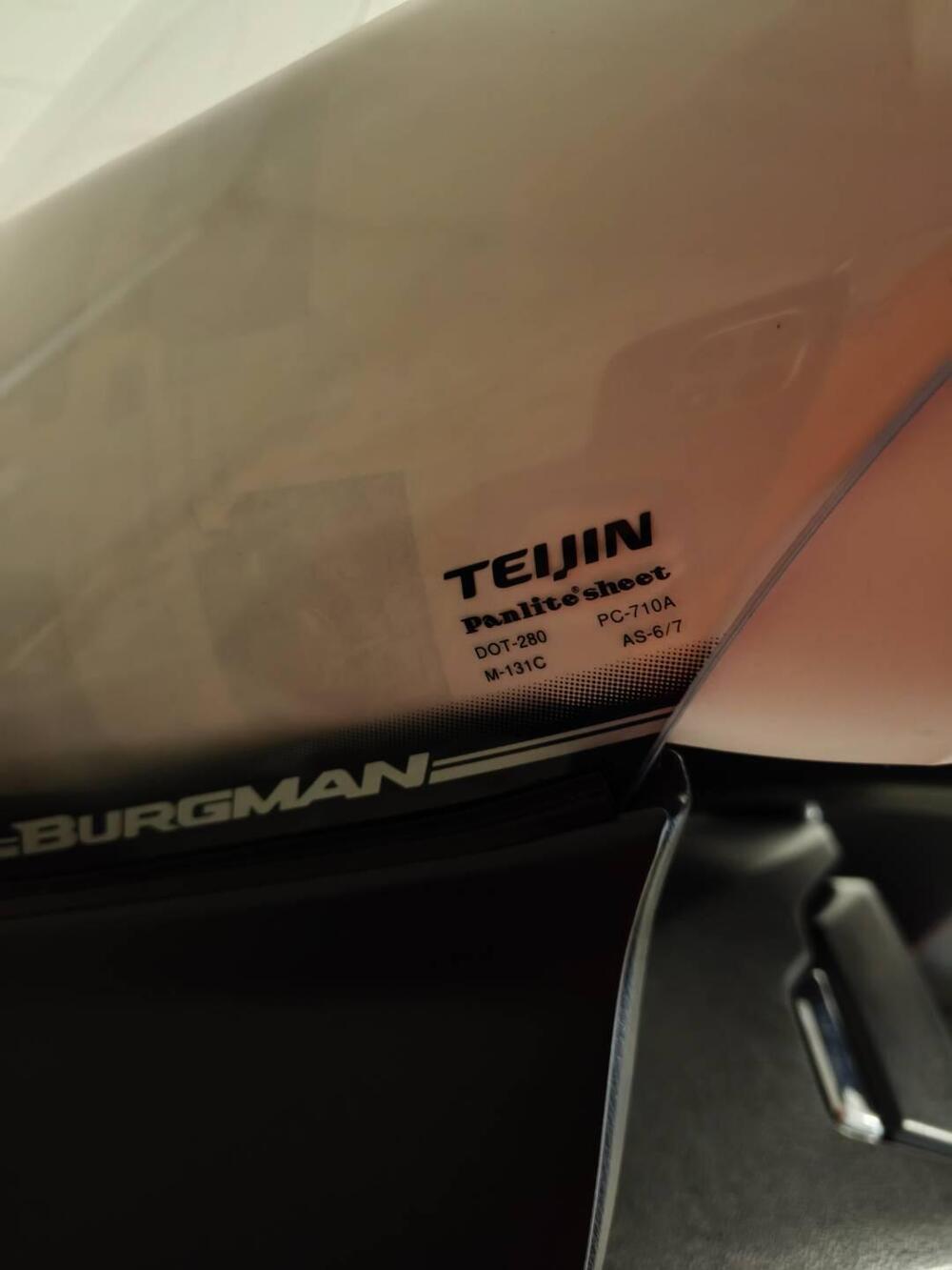 Vetro Alto Burgman 400 dal2018 Suzuki (4)