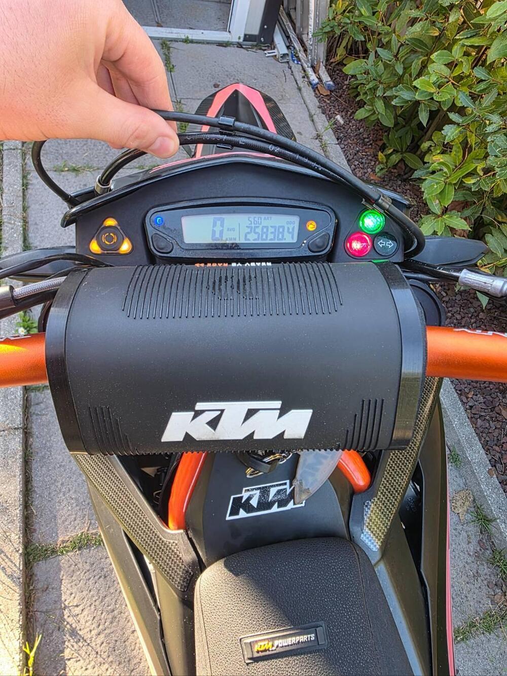 KTM 690 SMC R (2019 - 20) (3)