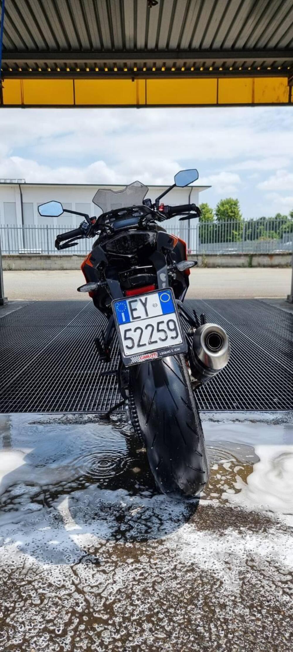 KTM 1290 Super Duke GT (2022 - 25) (2)