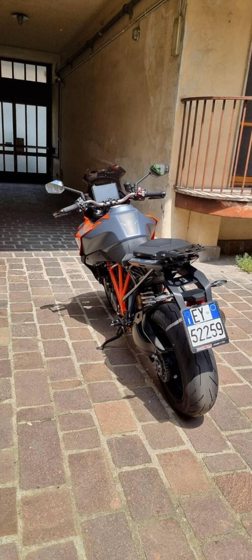 KTM 1290 Super Duke GT (2022 - 25) (9)