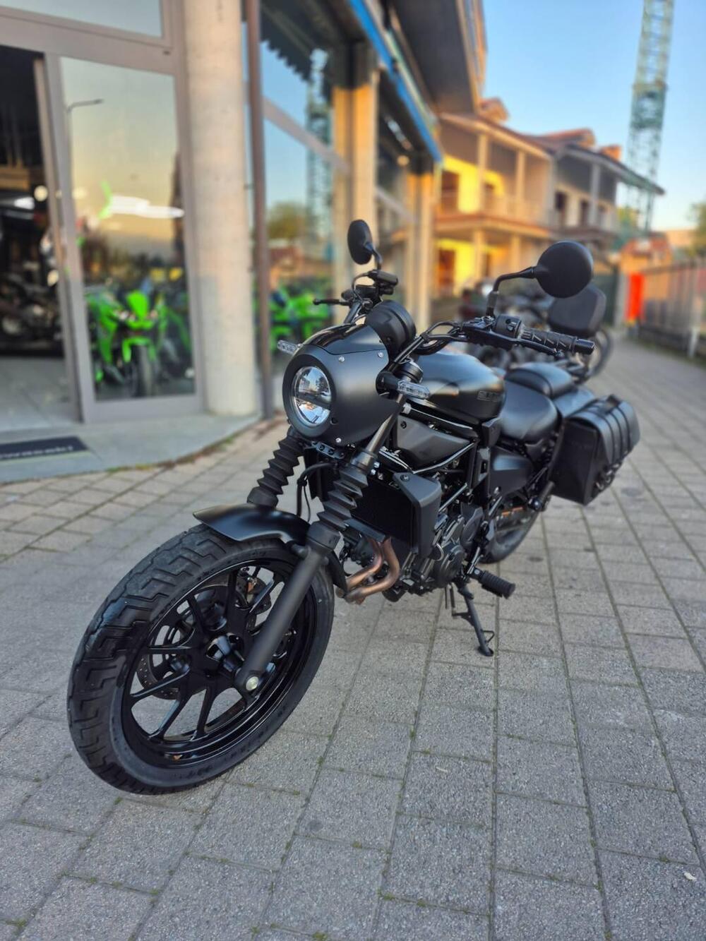 Kawasaki Eliminator 500 SE (2024 - 26) (4)