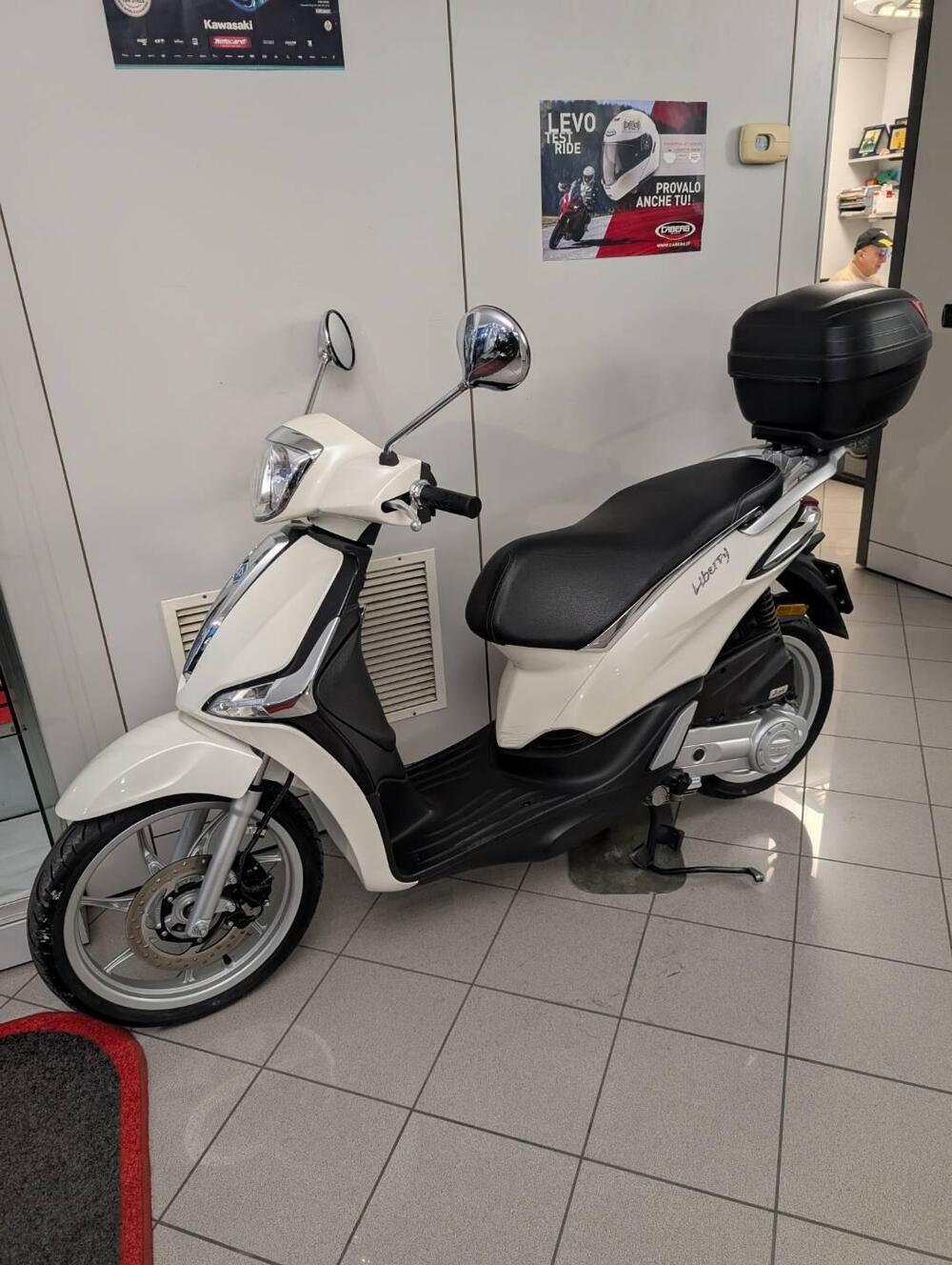 Piaggio Liberty 50 i-get (2016 - 18) (2)