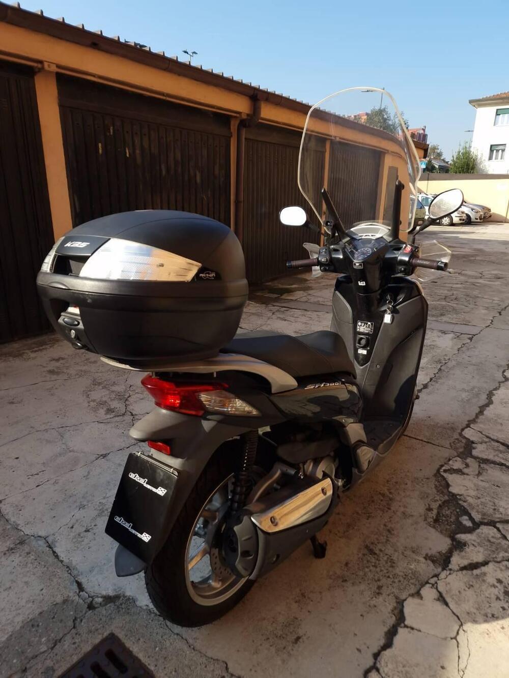 Honda SH 300 i (2011 - 14) (8)