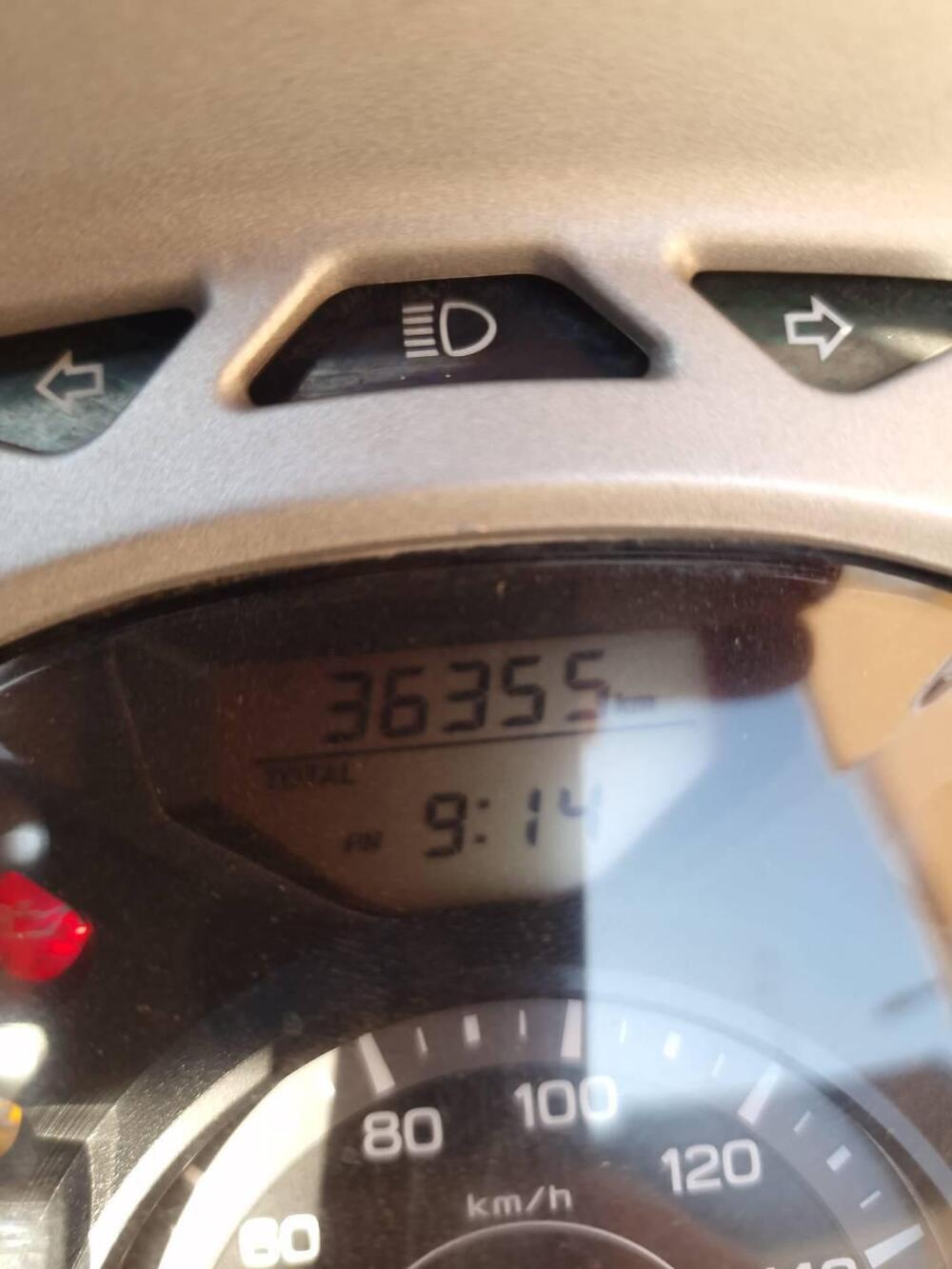 Honda SH 300 i (2011 - 14) (11)