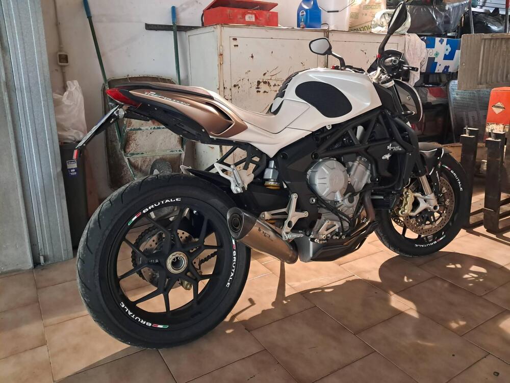 MV Agusta Brutale 675 EAS (2011 - 14) (2)