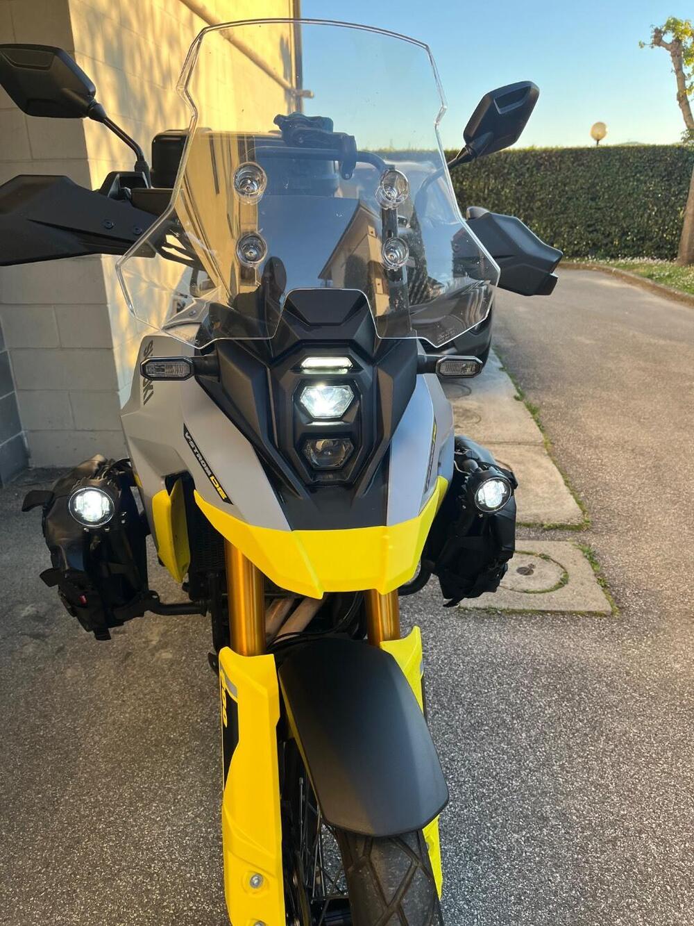 Suzuki V-Strom 800DE (2023 - 24) (2)