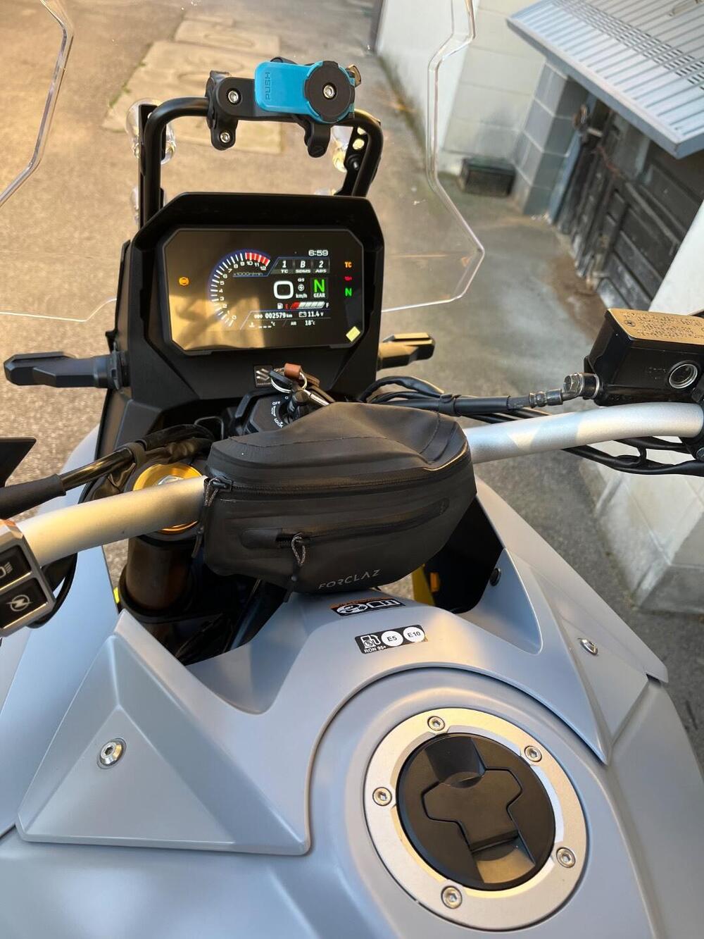 Suzuki V-Strom 800DE (2023 - 24) (4)