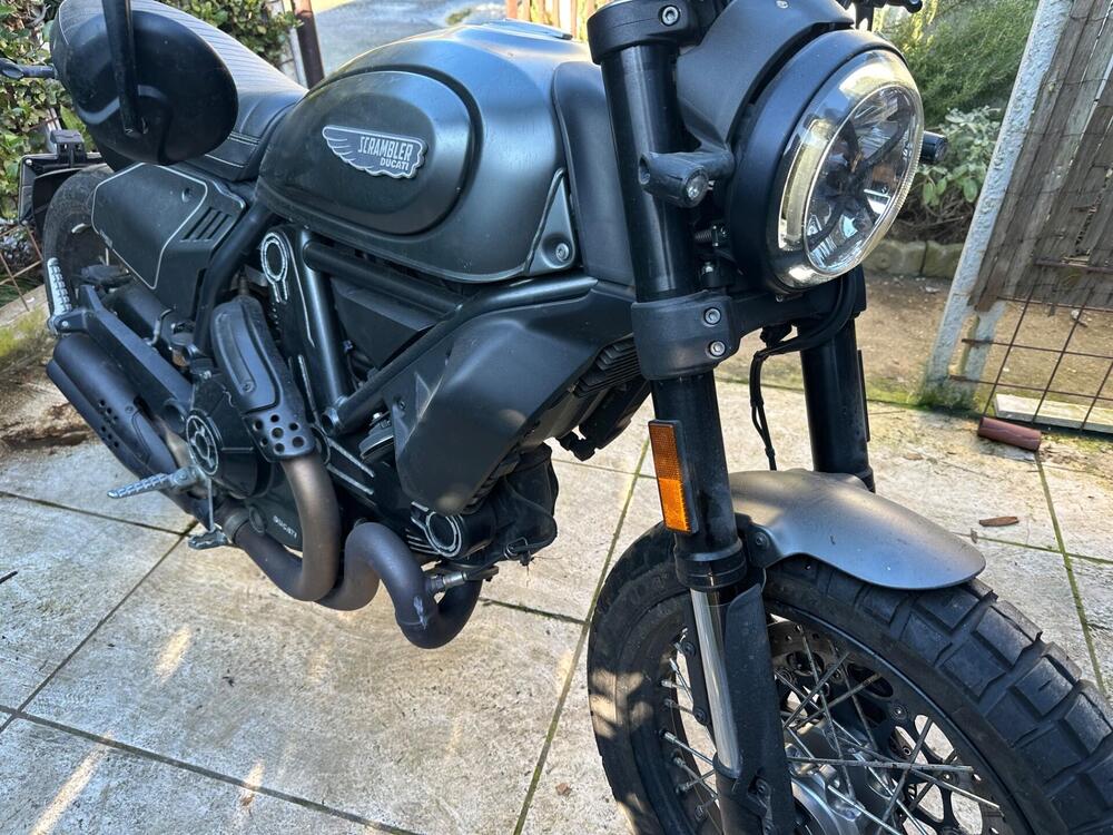 Ducati Scrambler 800 Night Shift (2021 - 22) (4)