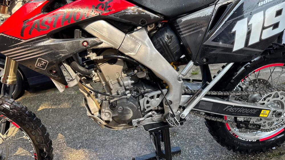 Honda CRF 250R (2007) (8)